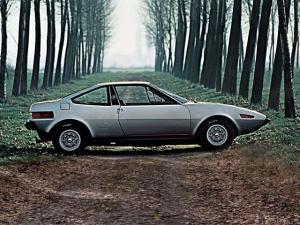 Fiat 132 Flares 1971 года